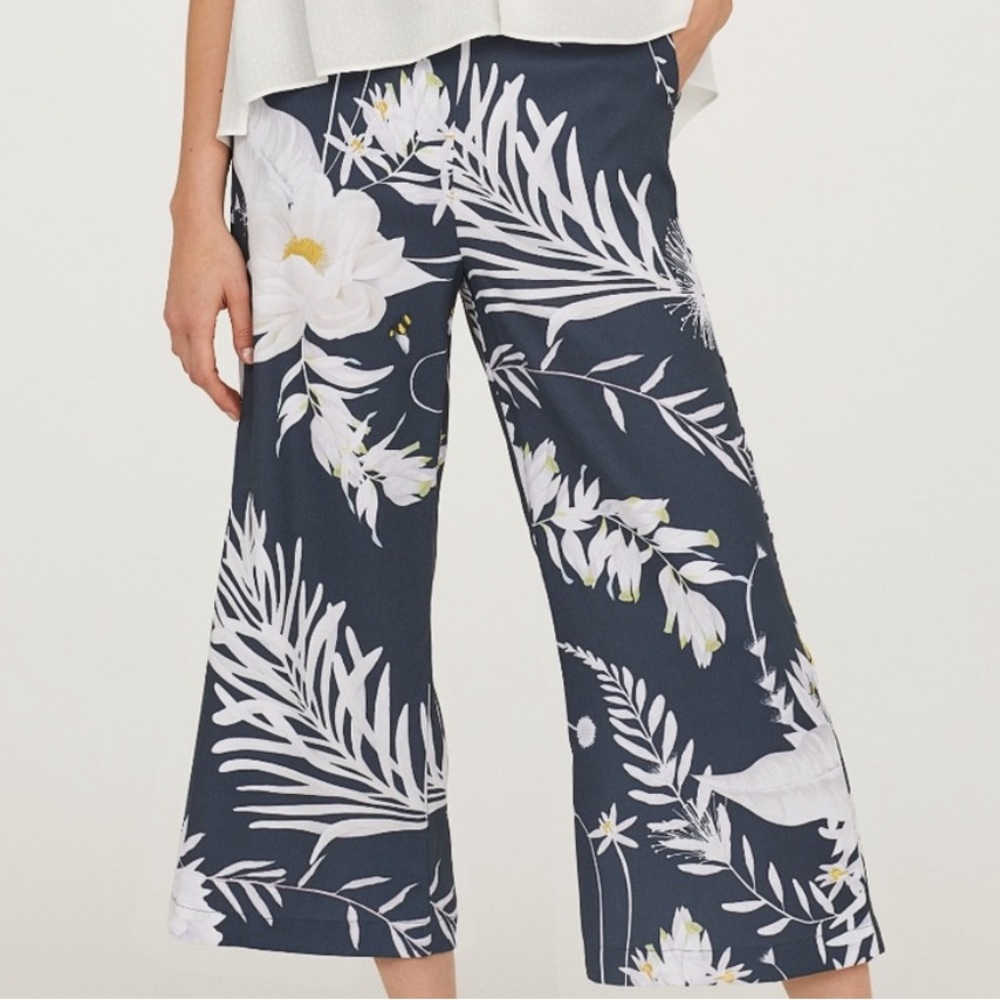ANNA GLOVER x H&M • Floral Print Wide leg Culottes